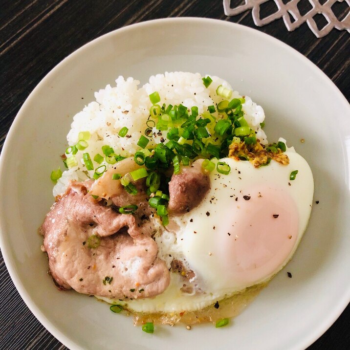 旨い！豚ロースエッグ丼